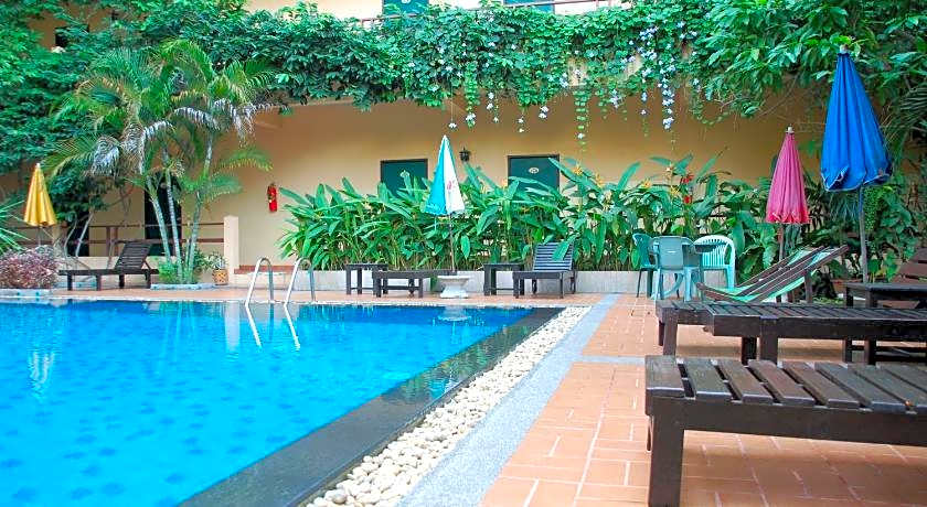 Opey De Place Pattaya