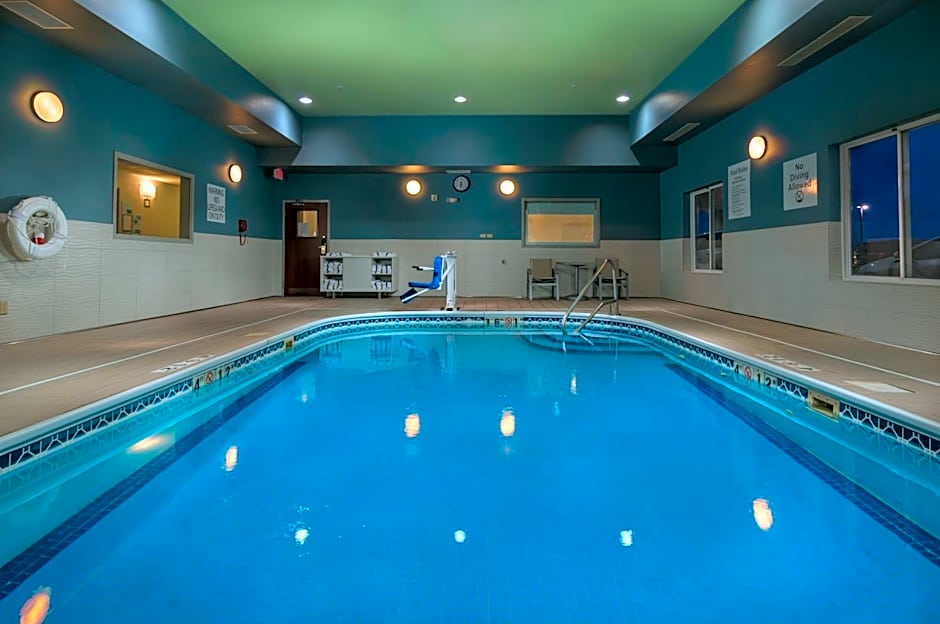 Holiday Inn Express Lawrence By IHG