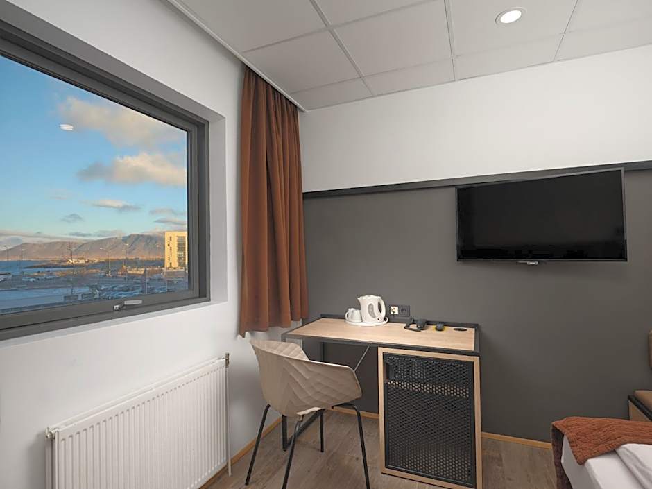 Hotel Cabin