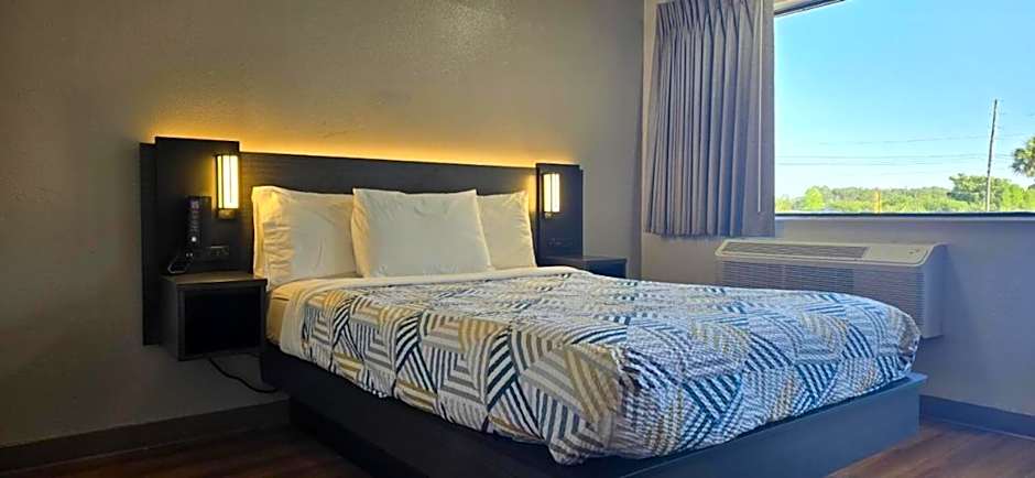 Motel 6-Slidell, LA - New Orleans