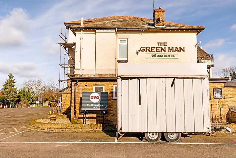 OYO The Green Man Pub and Hotel