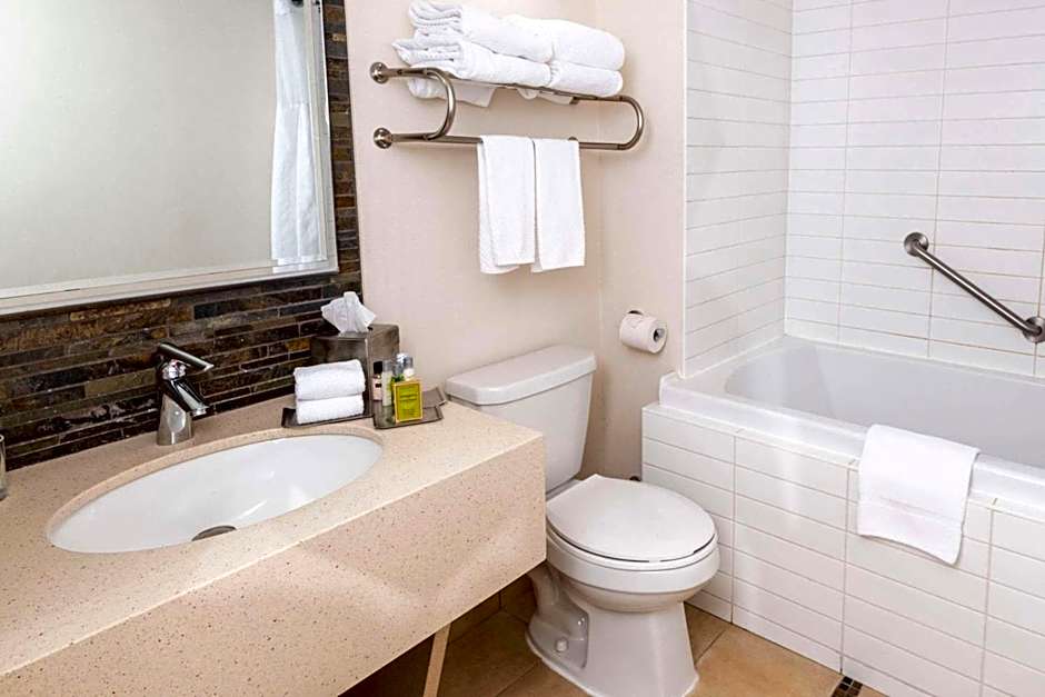 Chateau Cartier Hotel & Resort, an Ascend Collection Resort