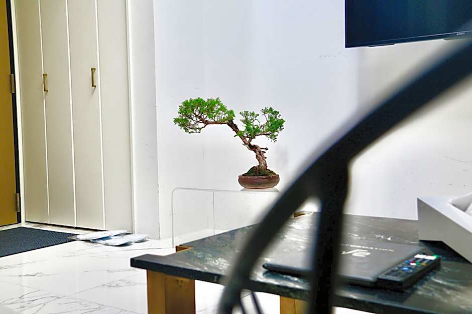 THE ROOT2 HOTEL