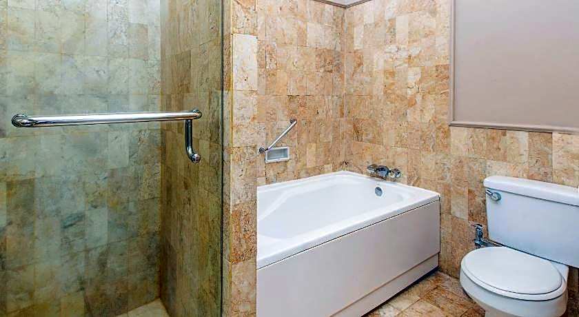 Aryaduta Lippo Village