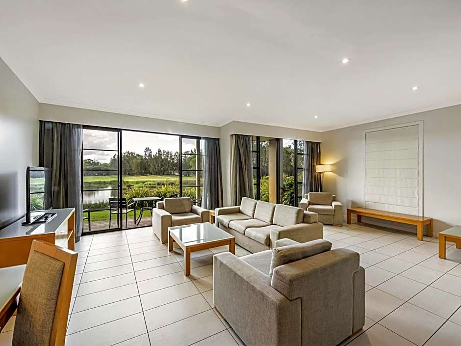 Mercure Kooindah Waters