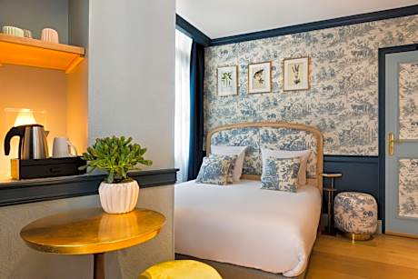 Hotel de Neuve by Happyculture