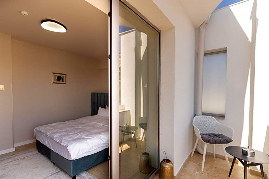 Photo 1 of 10 of Deluxe, Sea View, Balcony