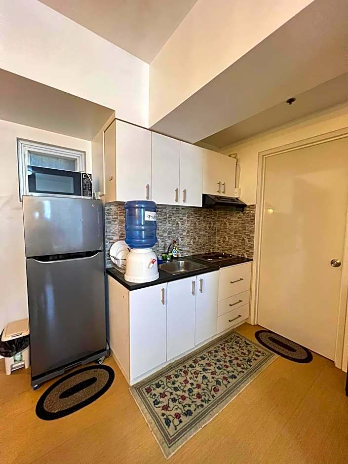 1 BR Centrio Tower 926