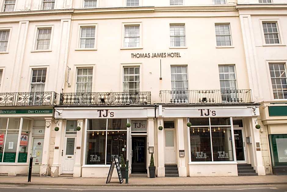 Thomas James Hotel
