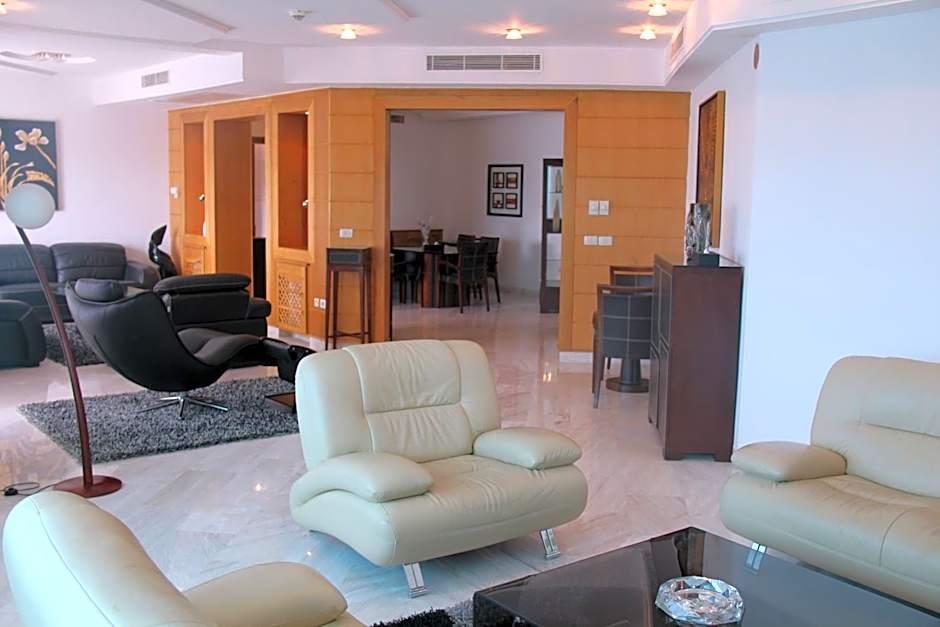 The Penthouse Suites Hotel