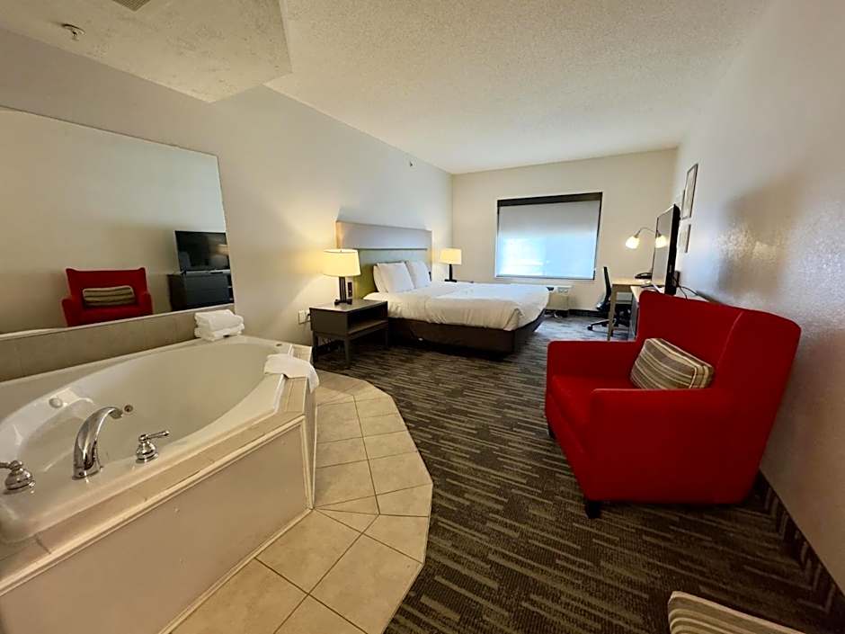 Country Inn & Suites by Radisson, Lake George (Queensbury), NY