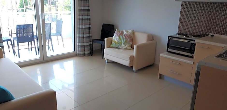 TETYK Keramoti Hotel Apartments