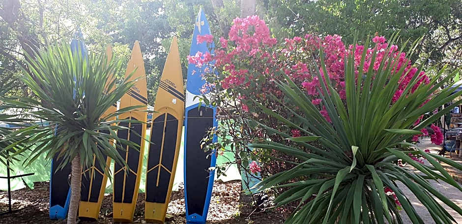 Mactan Newtown Condo with Garden and Ocean View 8NEWTOWN BLVD