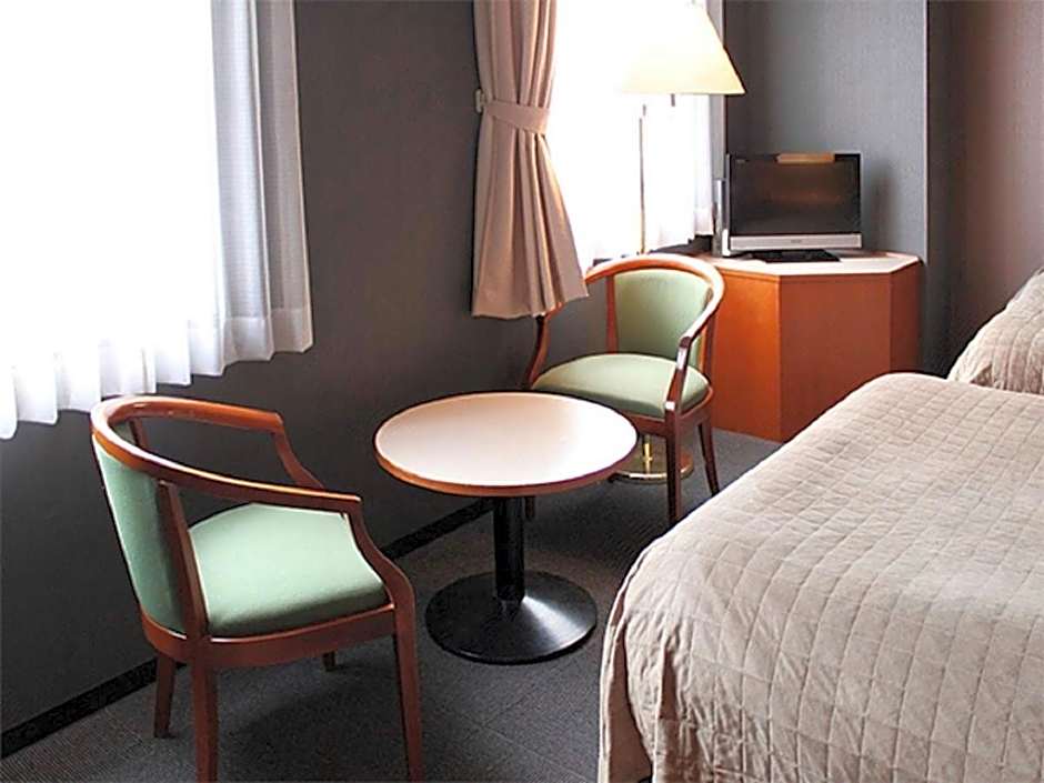 Hotel Livemax Hiratsuka Ekimae