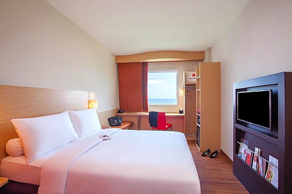 Ibis Manado City Center Boulevard