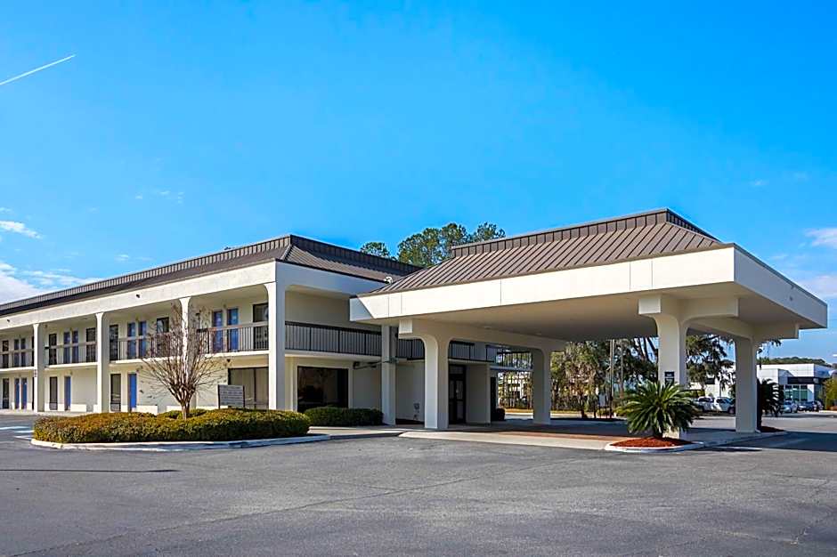 Motel 6-Savannah, GA - Midtown