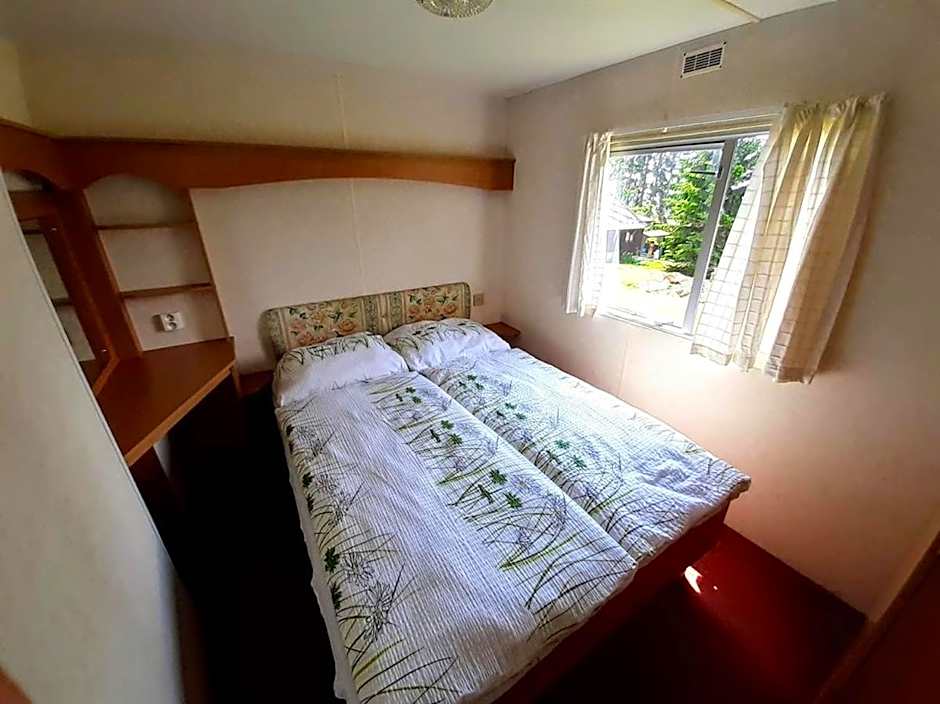 Nad rybníkem Hnačov - rodinný rekreační areál