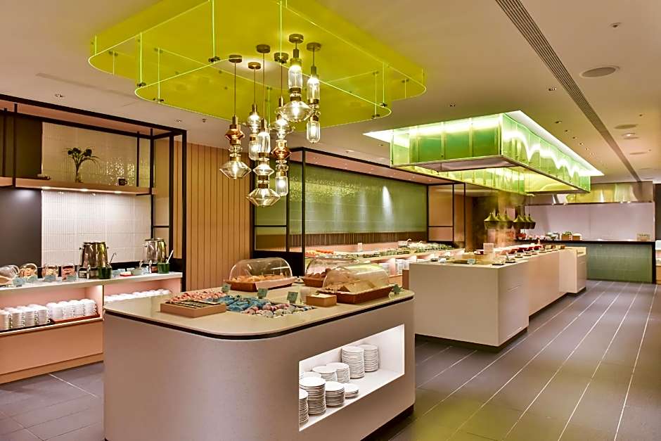 Holiday Inn Taoyuan Airport By IHG