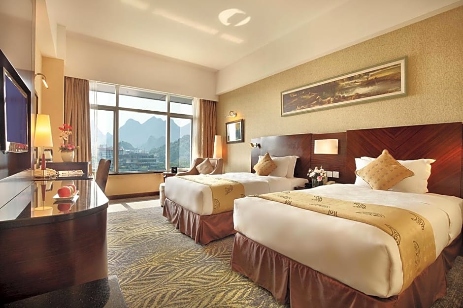 Lijiang Waterfall Hotel