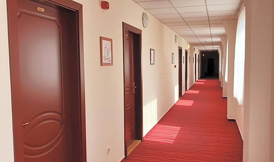 Diana Club Hotel