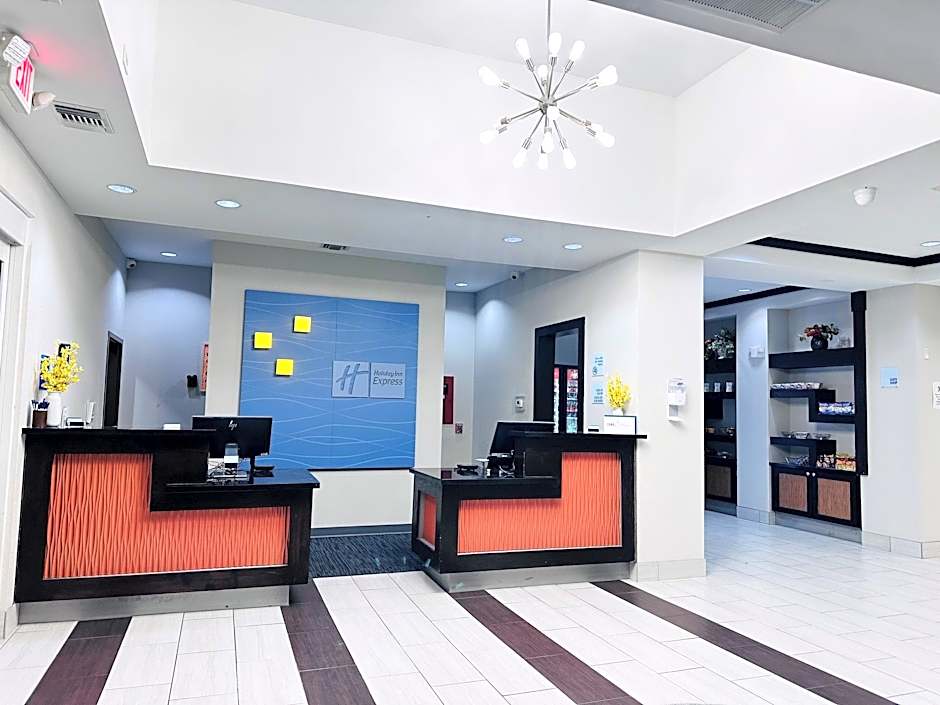 Holiday Inn Express & Suites Houston East - Baytown By IHG