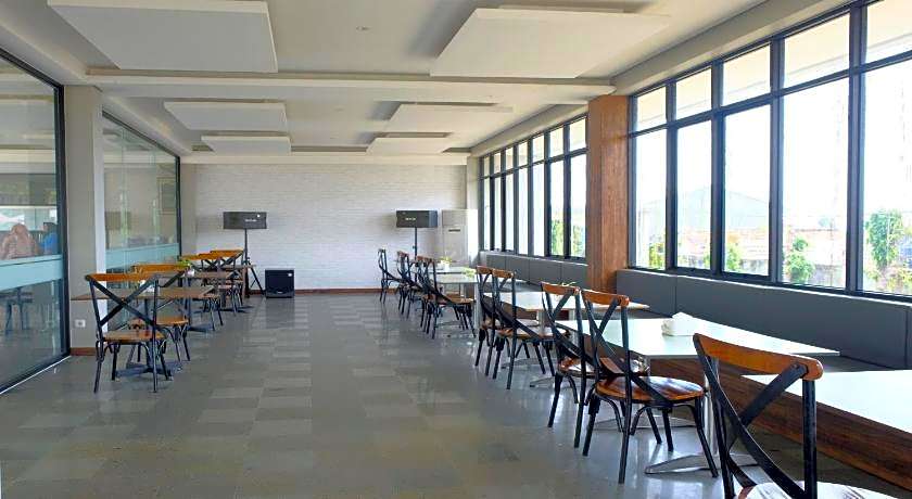 Kuraya Hotel Residence