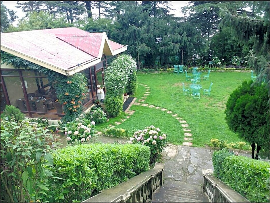 Woodville Palace by Signum