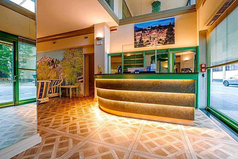 Crystal Hotel Varese