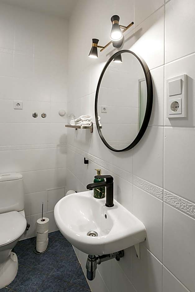 Bearsleys Downtown Apartments