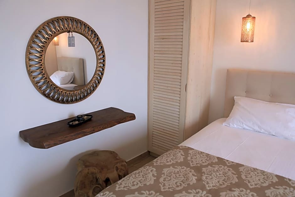 Theasis Luxury Suites