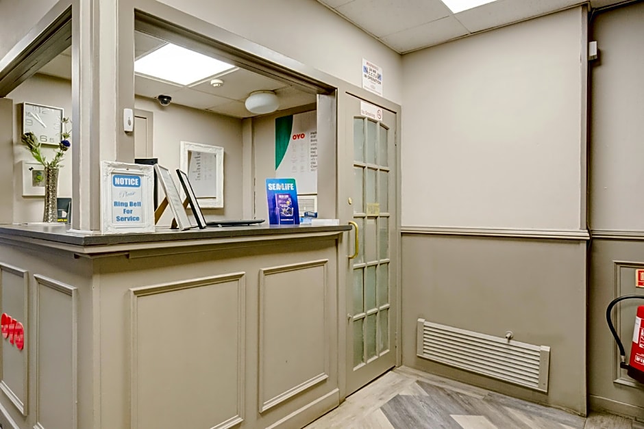 OYO Lomond Park Hotel