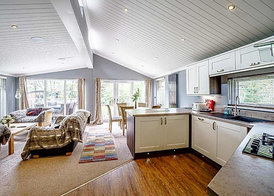 Ladera Retreat Lodges