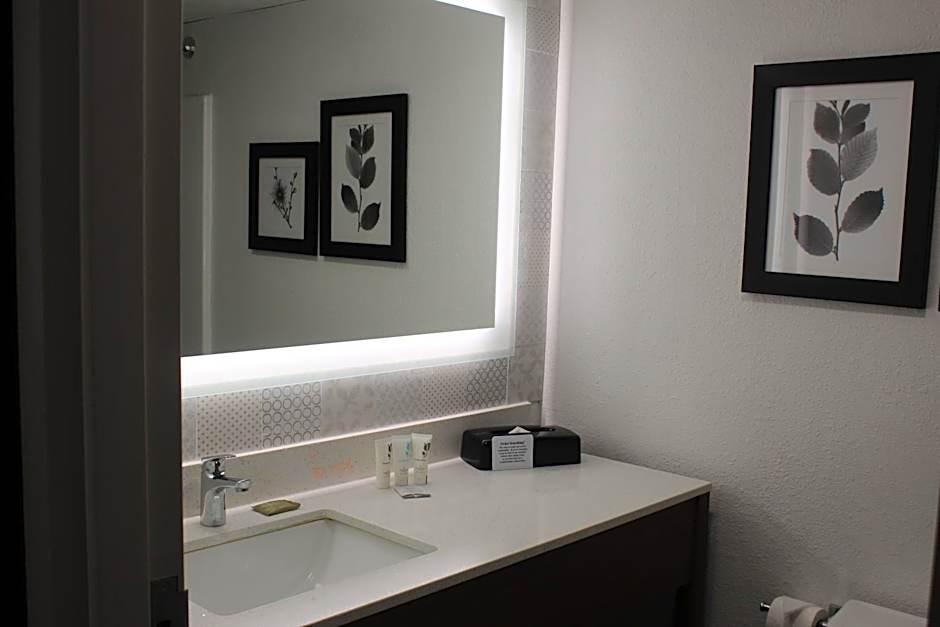 Country Inn & Suites By Radisson, Dunbar - Charleston