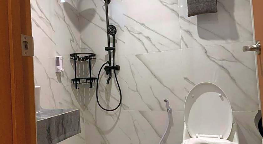 Urbanview Hotel Nardis Living near UMY