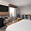 Aiden by Best Western Newark Airport