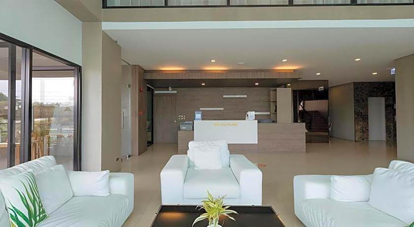 B2 Bangna Premier Hotel