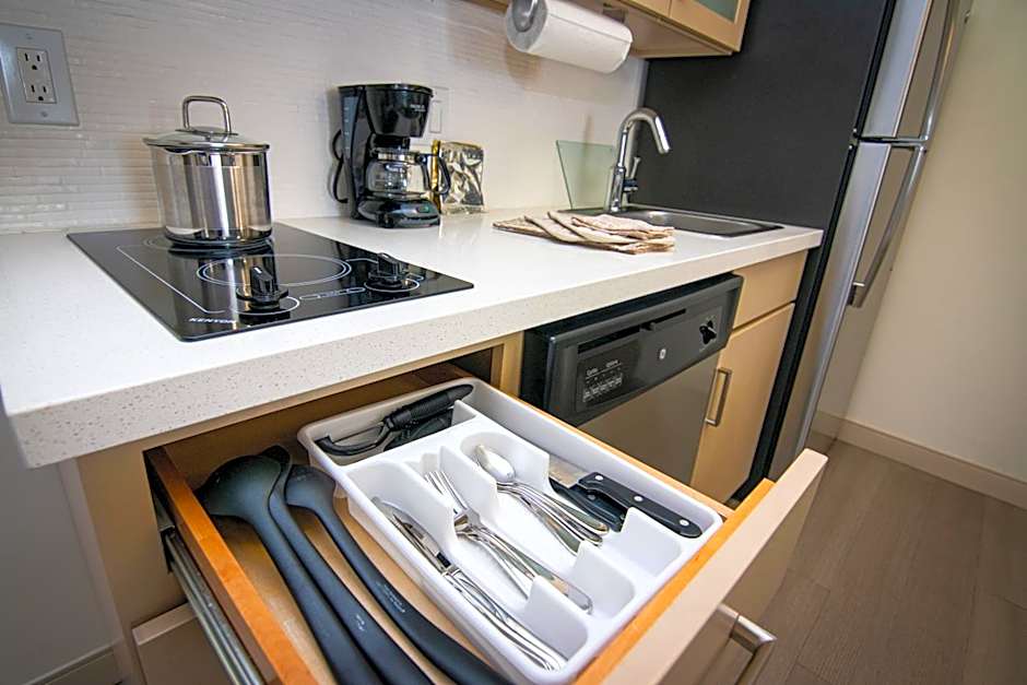 Candlewood Suites Miami Intl Airport - 36th St By IHG