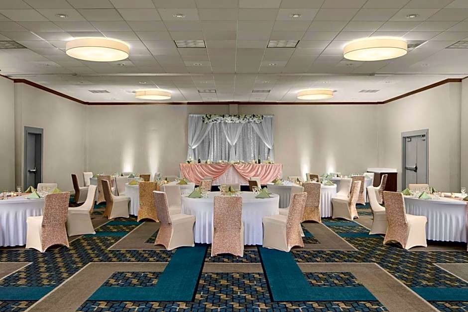 Four Points By Sheraton Richmond Airport