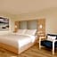 Hampton by Hilton St. Thomas