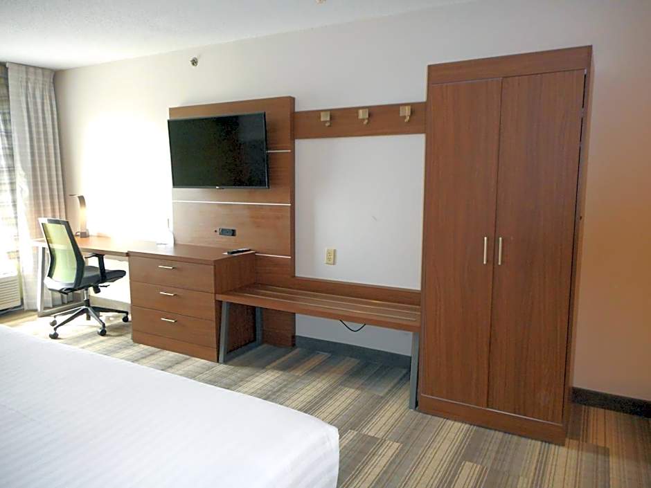 Holiday Inn Express Fairfield By IHG
