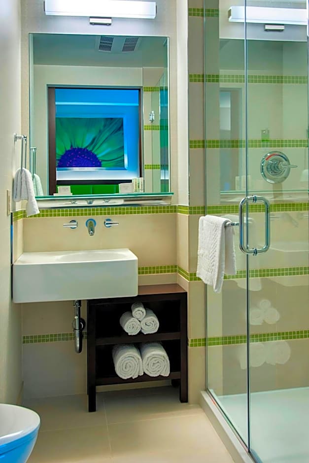 SpringHill Suites by Marriott New York Midtown Manhattan/Fifth Avenue