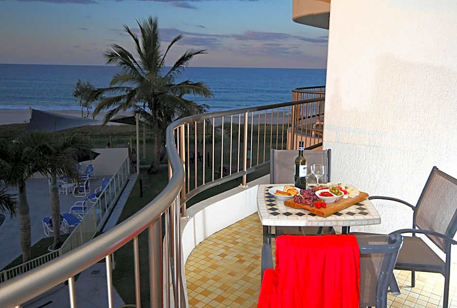 San Simeon Beachfront Apartments Tugun