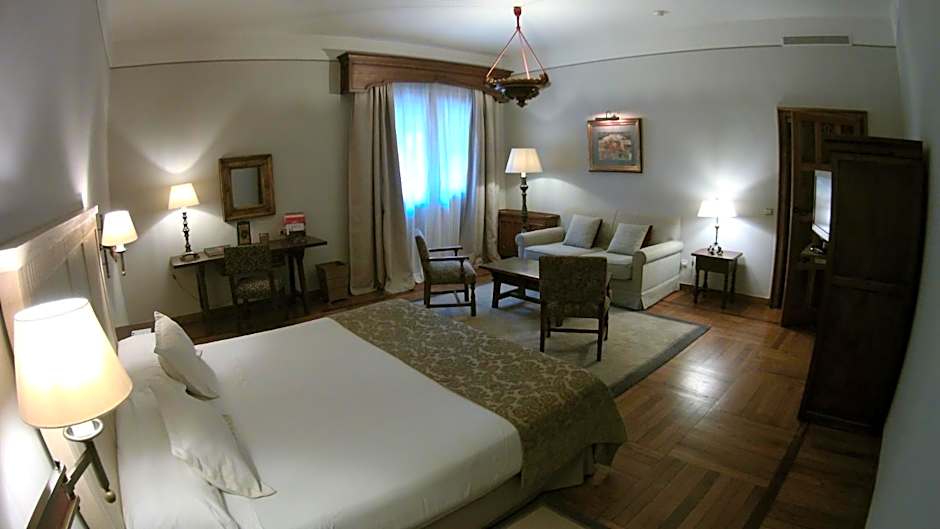 Parador de Santiago - Hostal Reis Catolicos