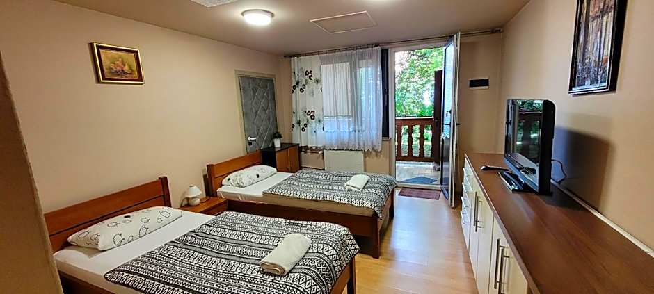 Dworek Pokoje Gościnne