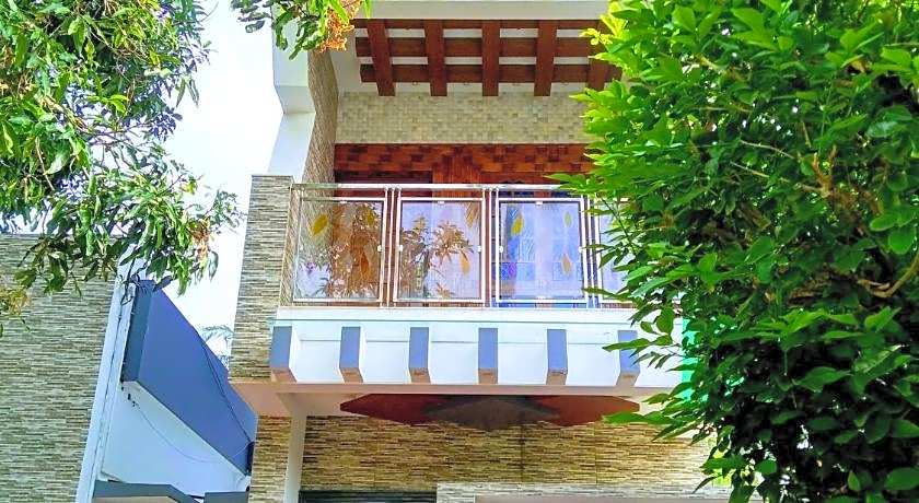 Mary Land Homestay, Near Trivandrum Airport, Beach