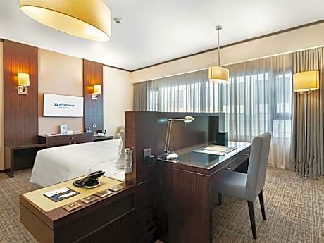 Superior King Room - Non-Smoking