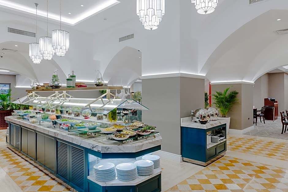 The Arkin Colony Hotel