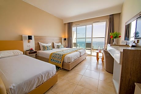 Standard Single Room with Sea View