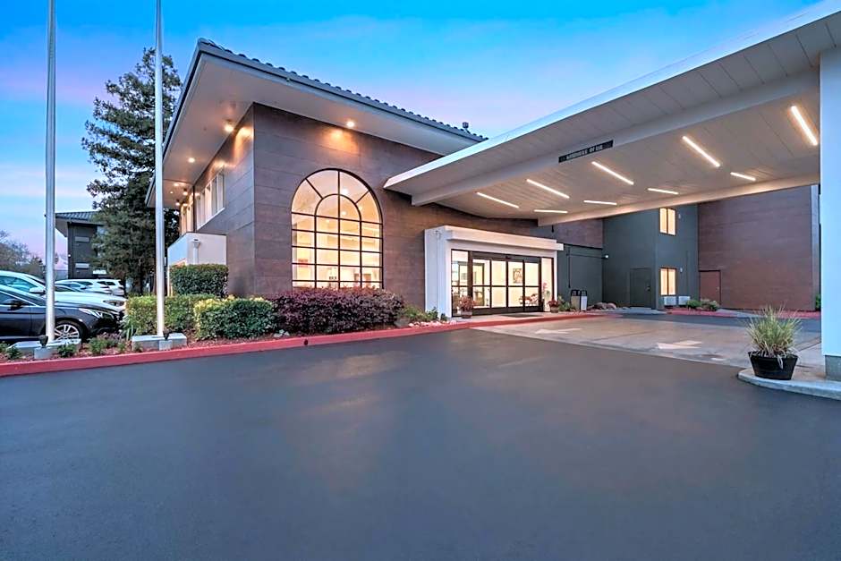 La Quinta Inn & Suites by Wyndham Oakland - Hayward