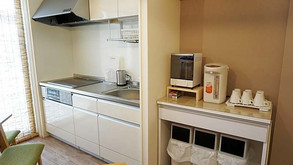Poly Hostel Osaka